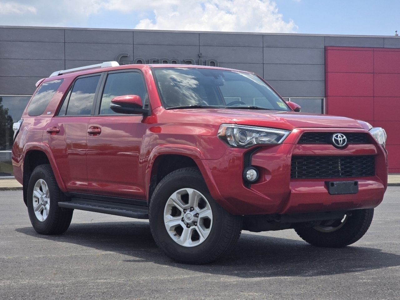 Used 2015 Red Toyota SR5 Premium image 2