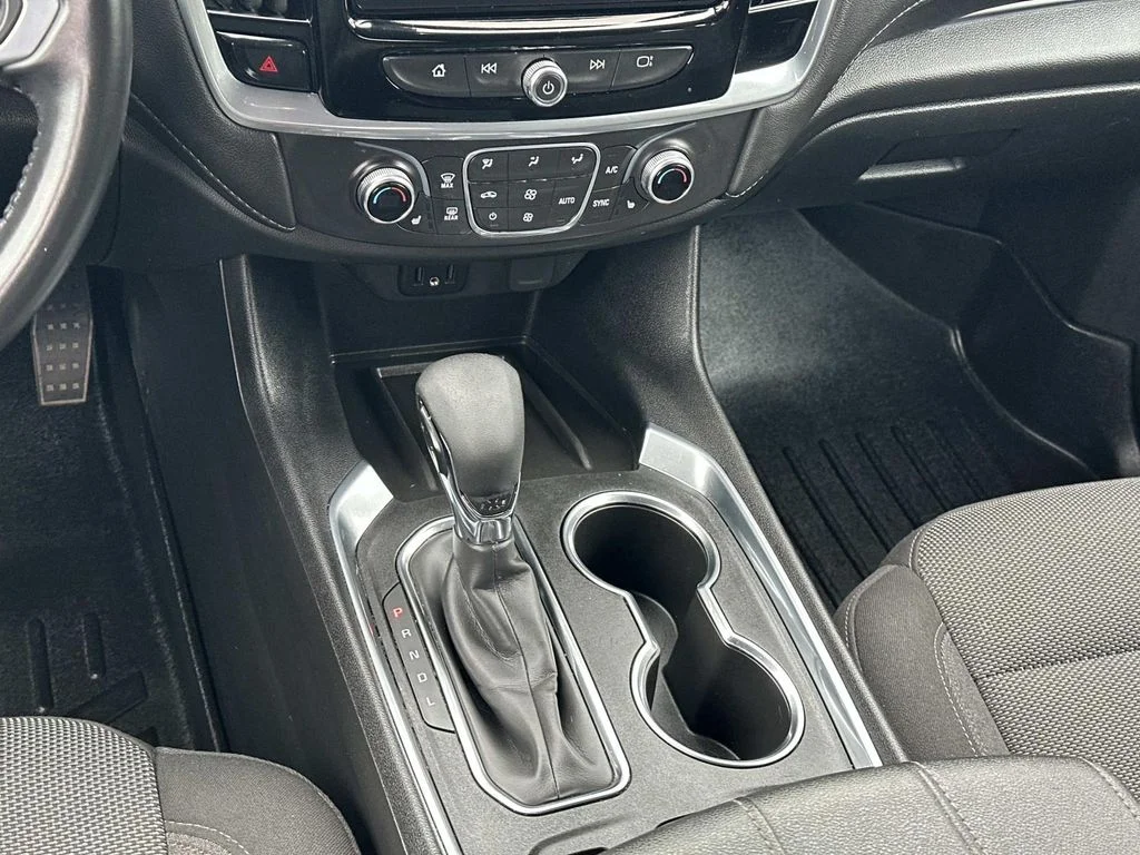 Used 2022  Chevrolet LT image 21