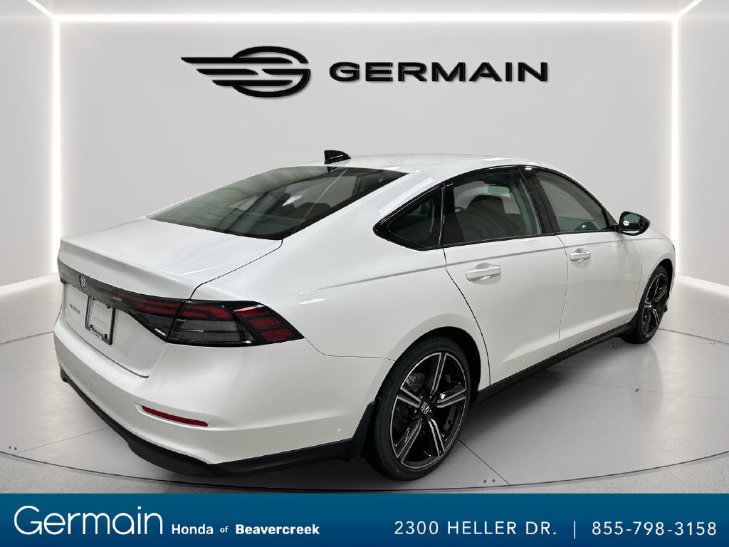 Used 2026 Platinum White Pearl Honda SE image 8