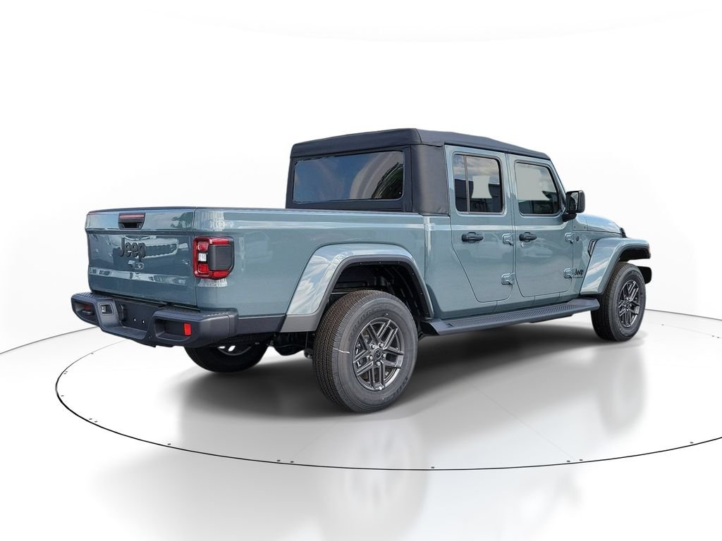 New 2026 Anvil Clearcoat Jeep Sport S image 3