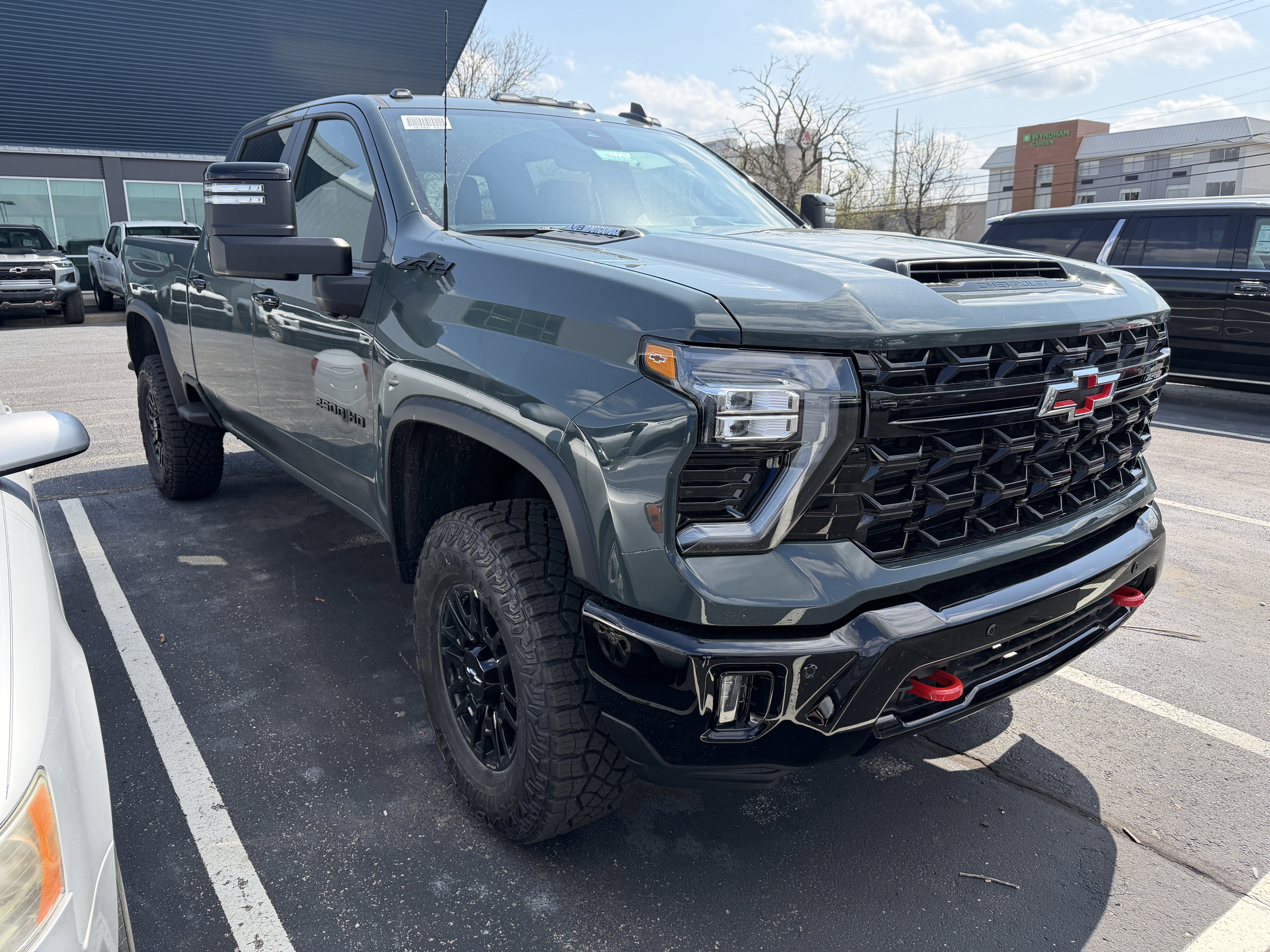 2026 Chevrolet Silverado 2500 HD ZR2 - Photo 2