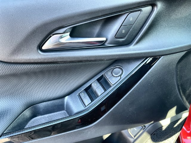 2027 Chevrolet Equinox photo 23 of 41