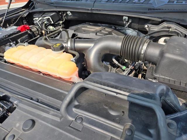 Used 2018 Gray Ford XL image 25