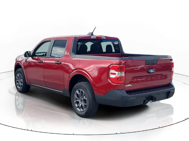New 2026 Ruby Red Metallic Ford XLT image 7
