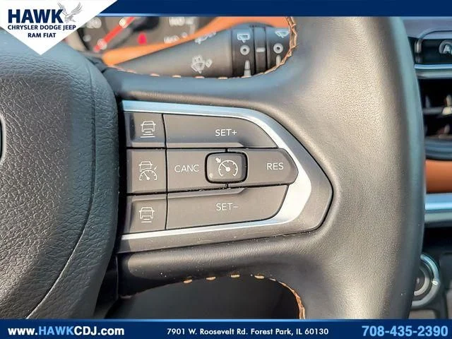 Used 2022 White Jeep Limited image 16