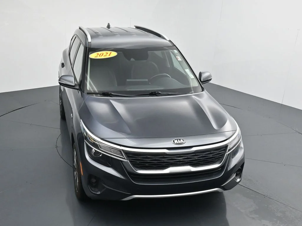 Used 2021 Gray Kia S image 29