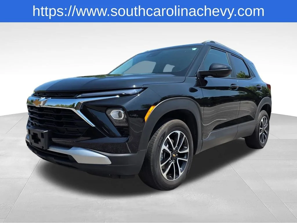 Used 2025 Mosaic Black Metallic Chevrolet LT image 35