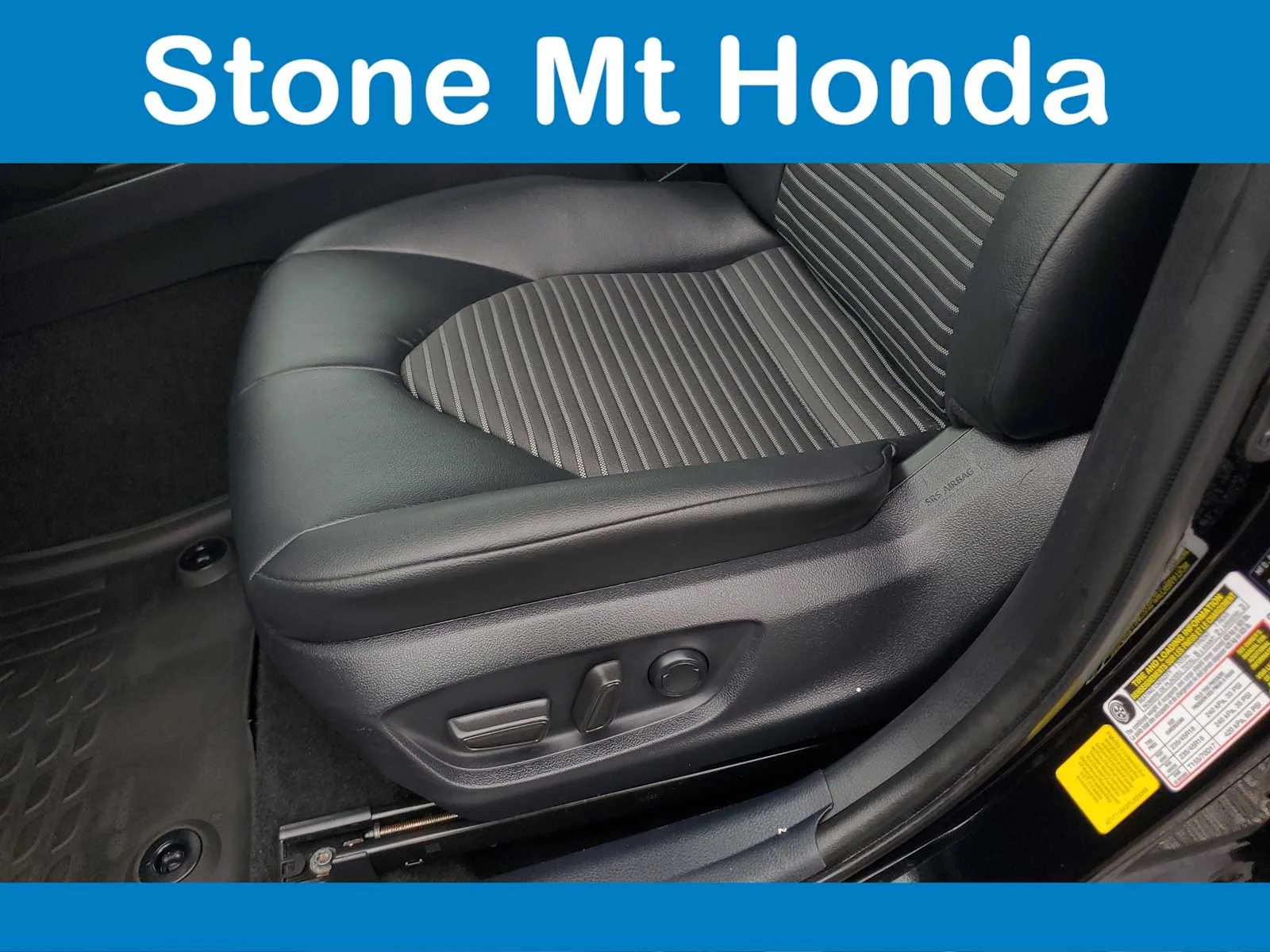 Used 2023 Midnight Black Metallic Toyota SE image 17