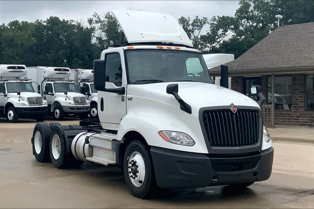 Pre-Owned 2021 International LT625 6x4 Day Cab