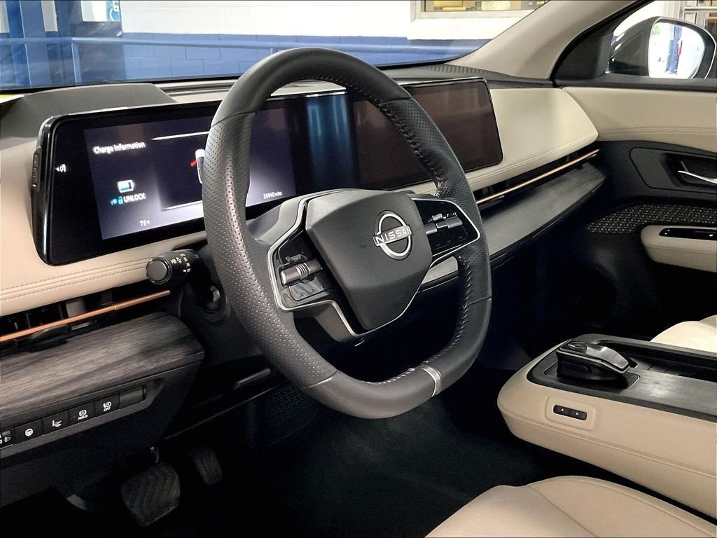 Certified Used 2023 Black Nissan ENGAGE image 8