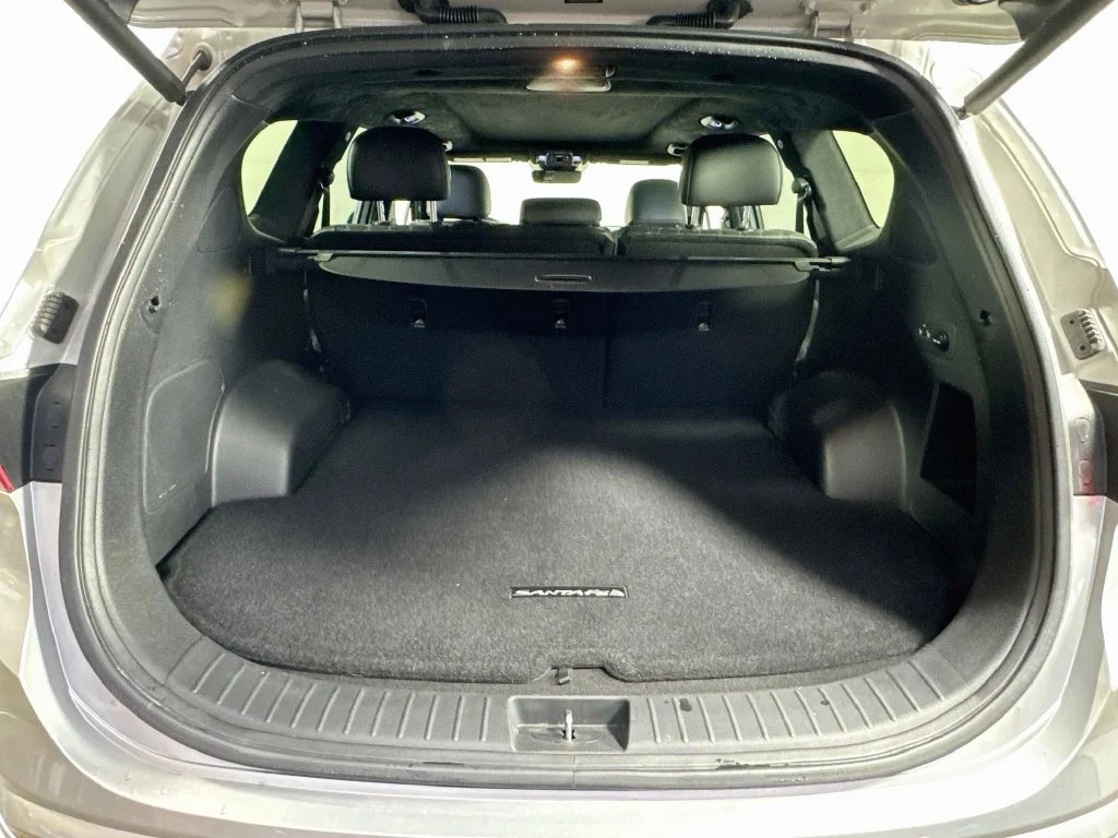 Used 2023 Silver Hyundai Calligraphy image 32