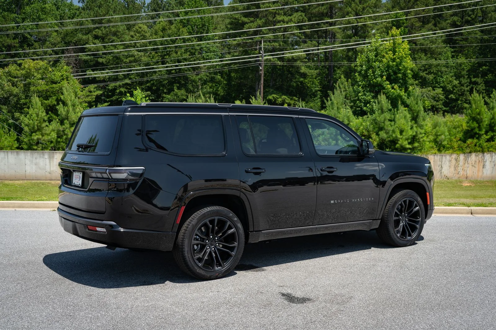 New 2026 High Gloss Black Exterior Paint Jeep Summit Obsidian image 19