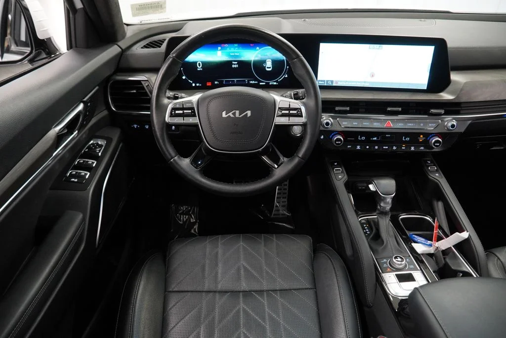 Used 2024 White Kia SX-Prestige X-Line image 24