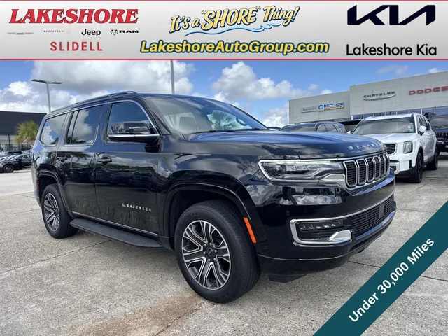 2025 Jeep Wagoneer Base