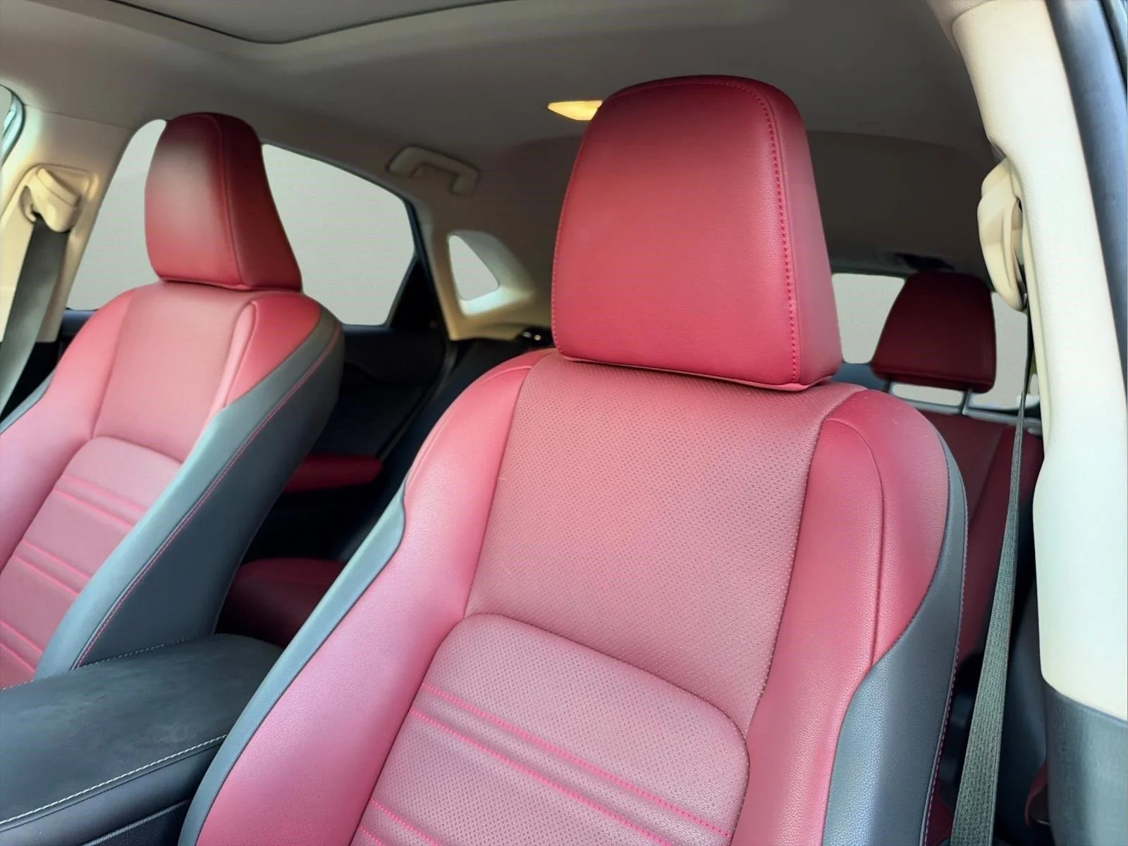 Used 2021  LEXUS  image 20