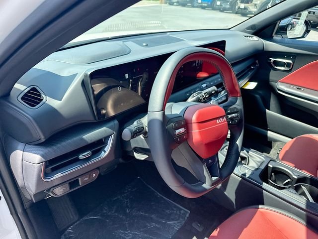 New 2026 Snow White Pearl Kia GT-Line image 9