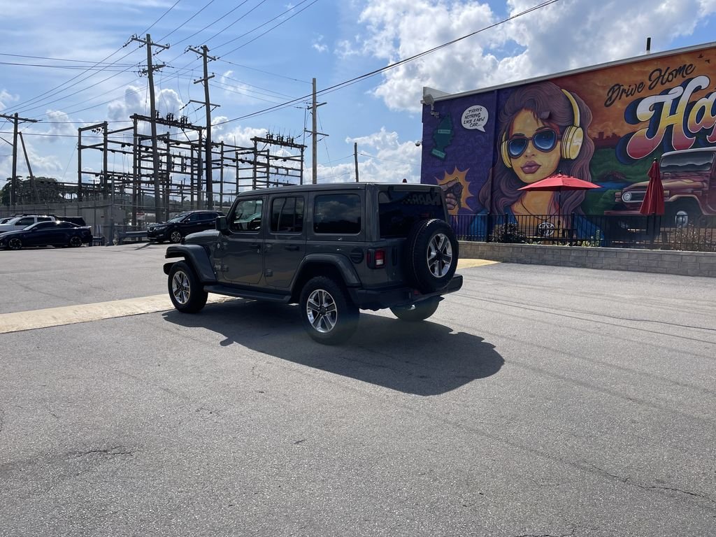Used 2020 Gray Jeep Unlimited Sahara image 3