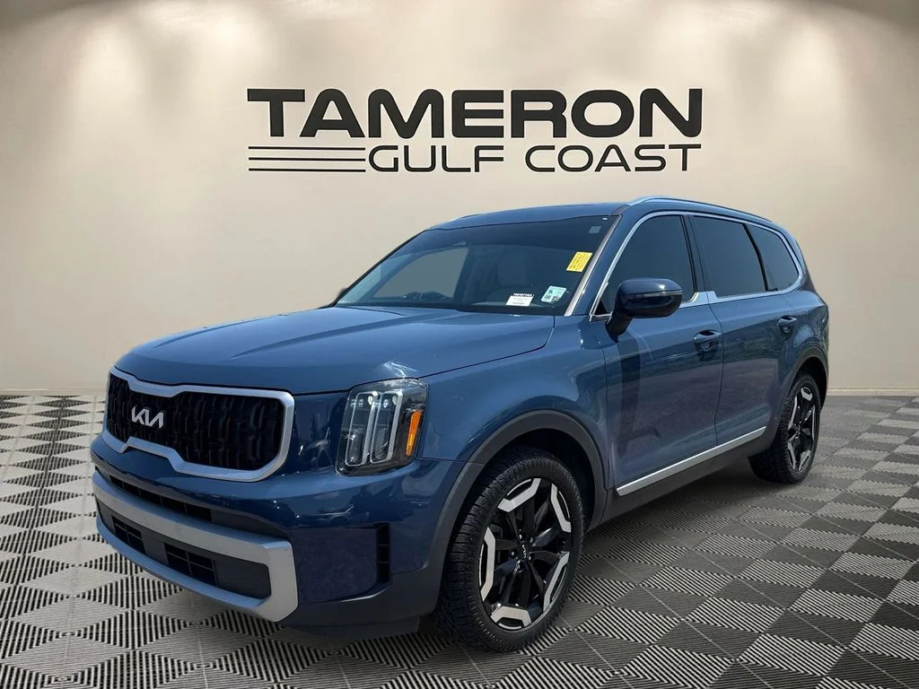 Certified Used 2023 Black Kia EX image 3
