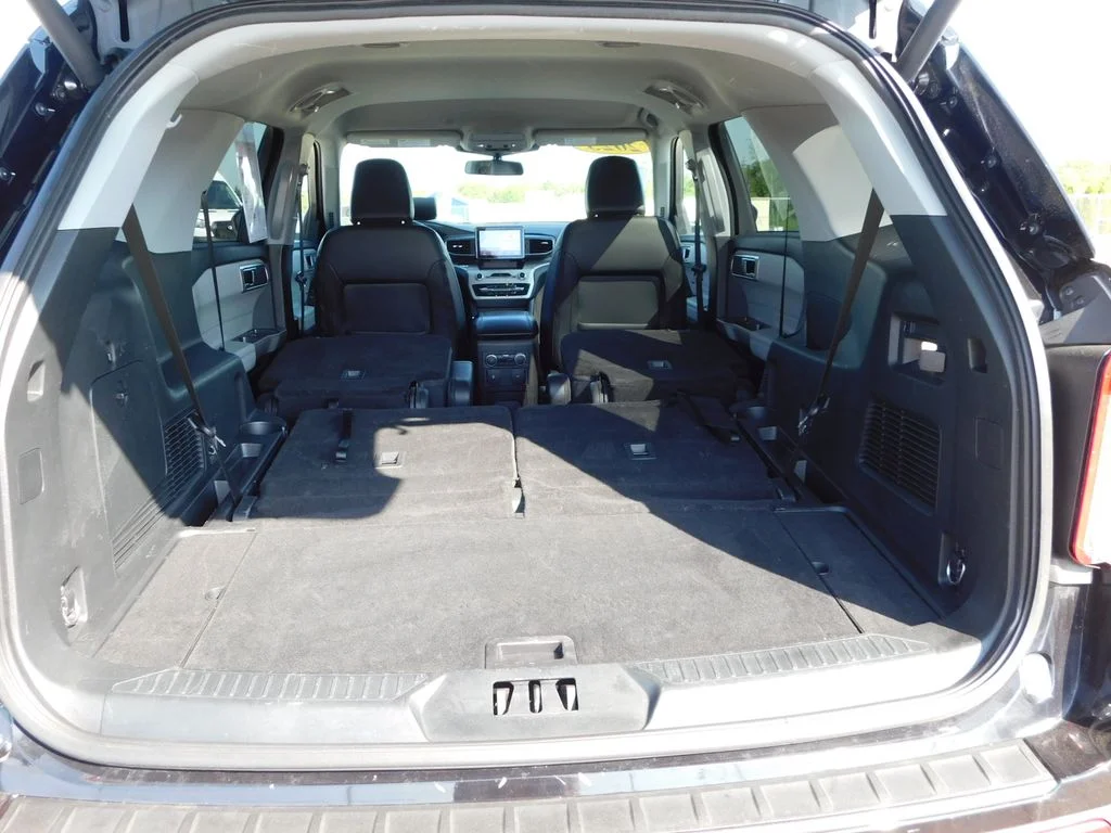 Used 2023 Black Ford XLT image 31