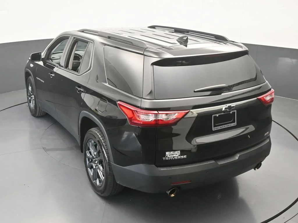 Used 2021 Mosaic Black Metallic Chevrolet RS image 61