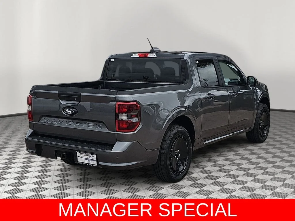 New 2026 Carbonized Gray Metallic Ford Lobo™ image 3