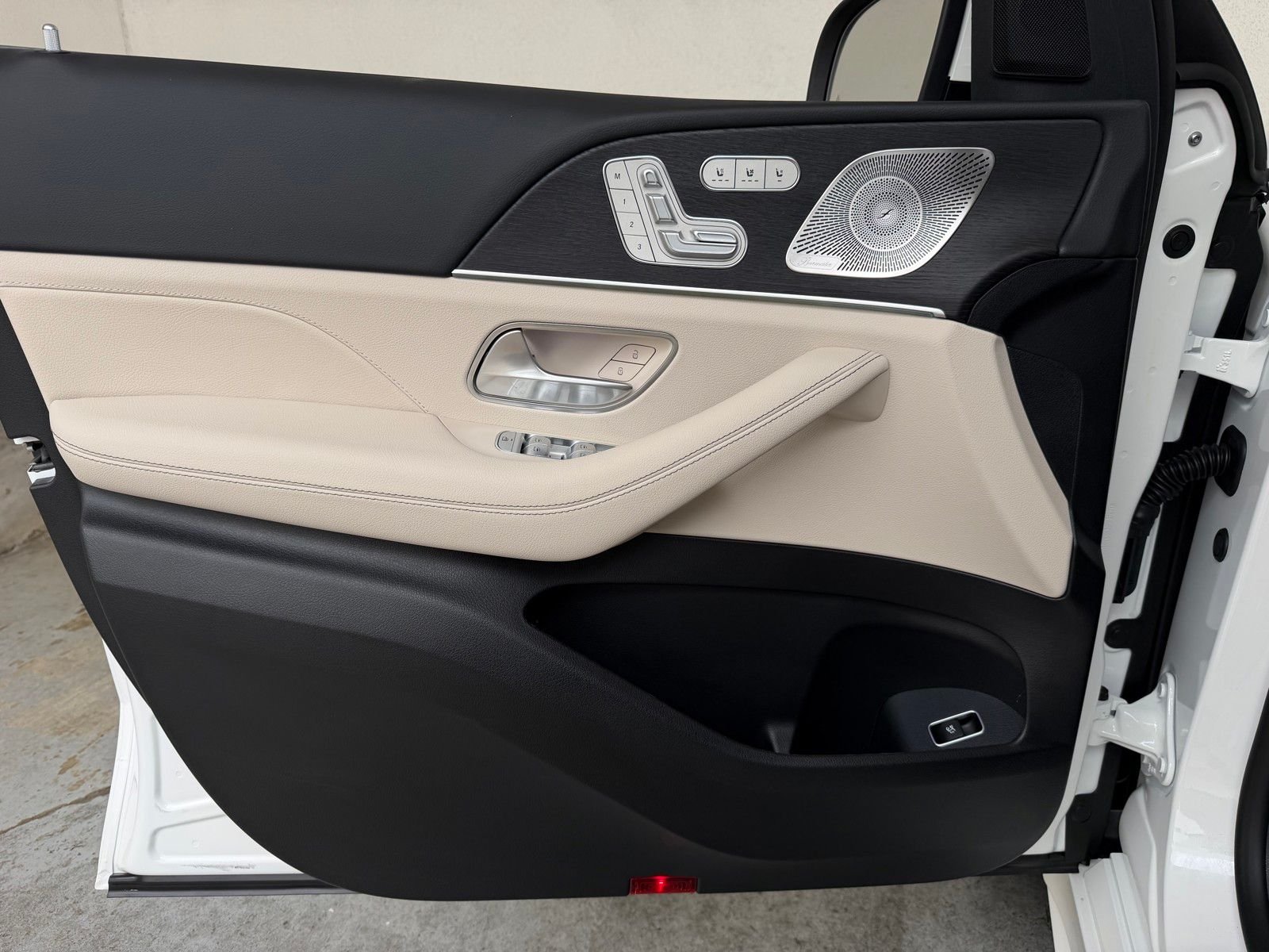 New 2026 Polar White Mercedes-Benz GLE 350 image 18