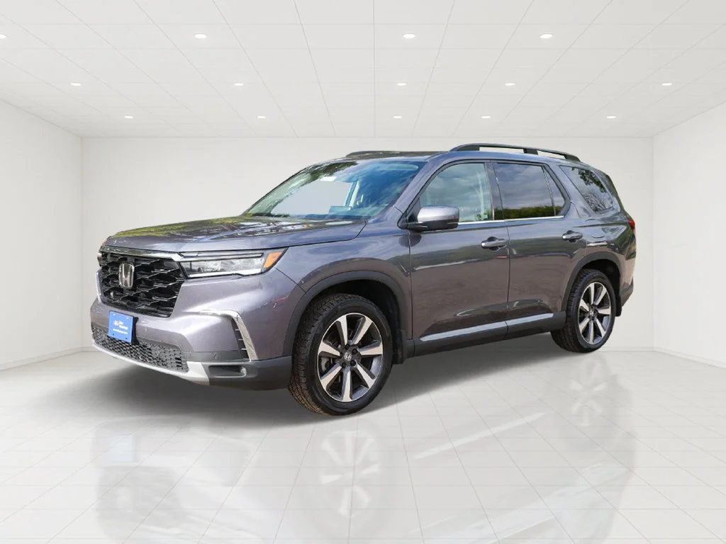 Certified 2024 Honda Pilot Touring with VIN 5FNYG1H79RB046978 for sale in White Bear Lake, Minnesota
