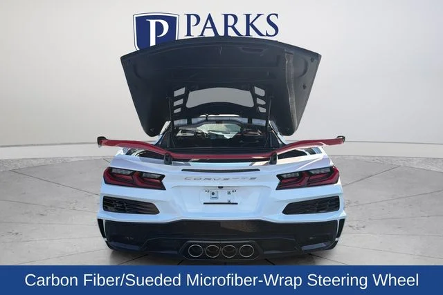 Used 2023 White Chevrolet Z06 image 19