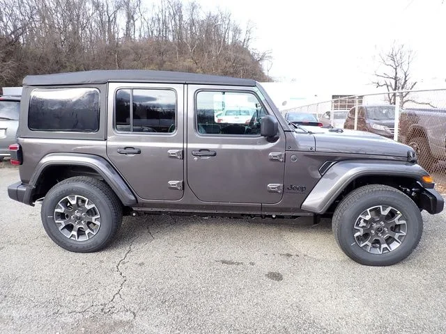 New 2026 Gray Jeep Sahara image 8