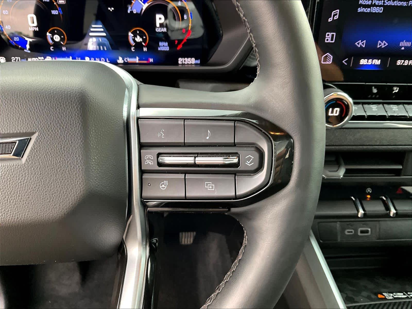 2025 Chevrolet Colorado Trail Boss - Photo 15