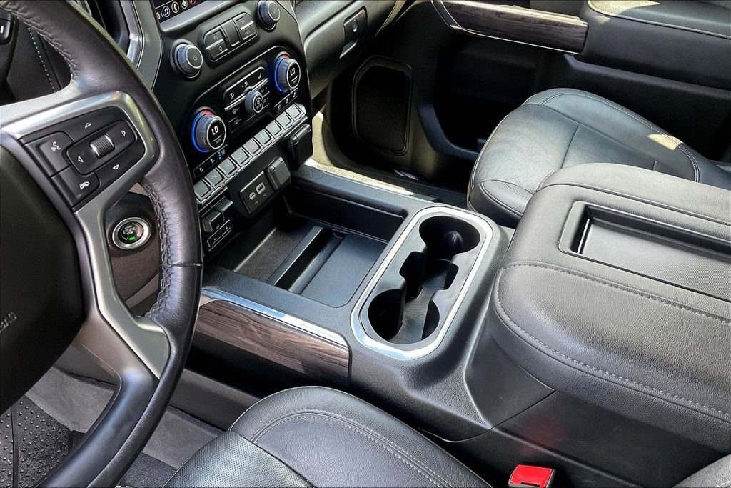 Used 2022 Black Chevrolet LTZ image 21