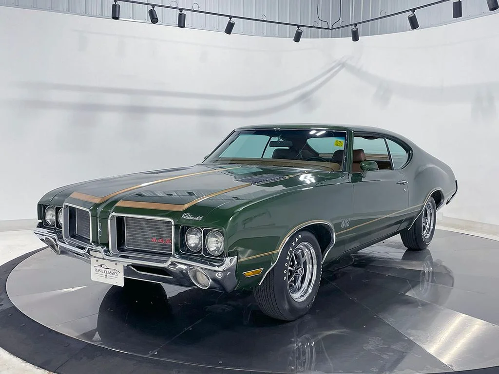 Used 1972  Oldsmobile  image 15