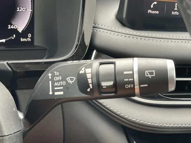 Used 2023 Black INFINITI LUXE image 18