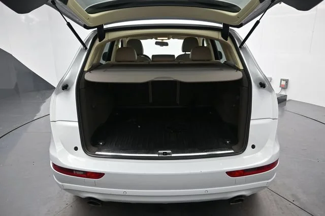 Used 2024 White Frost Tricoat Buick Avenir image 23