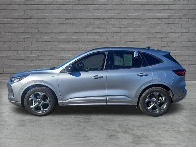 Used 2023 Silver Ford ST-Line image 7