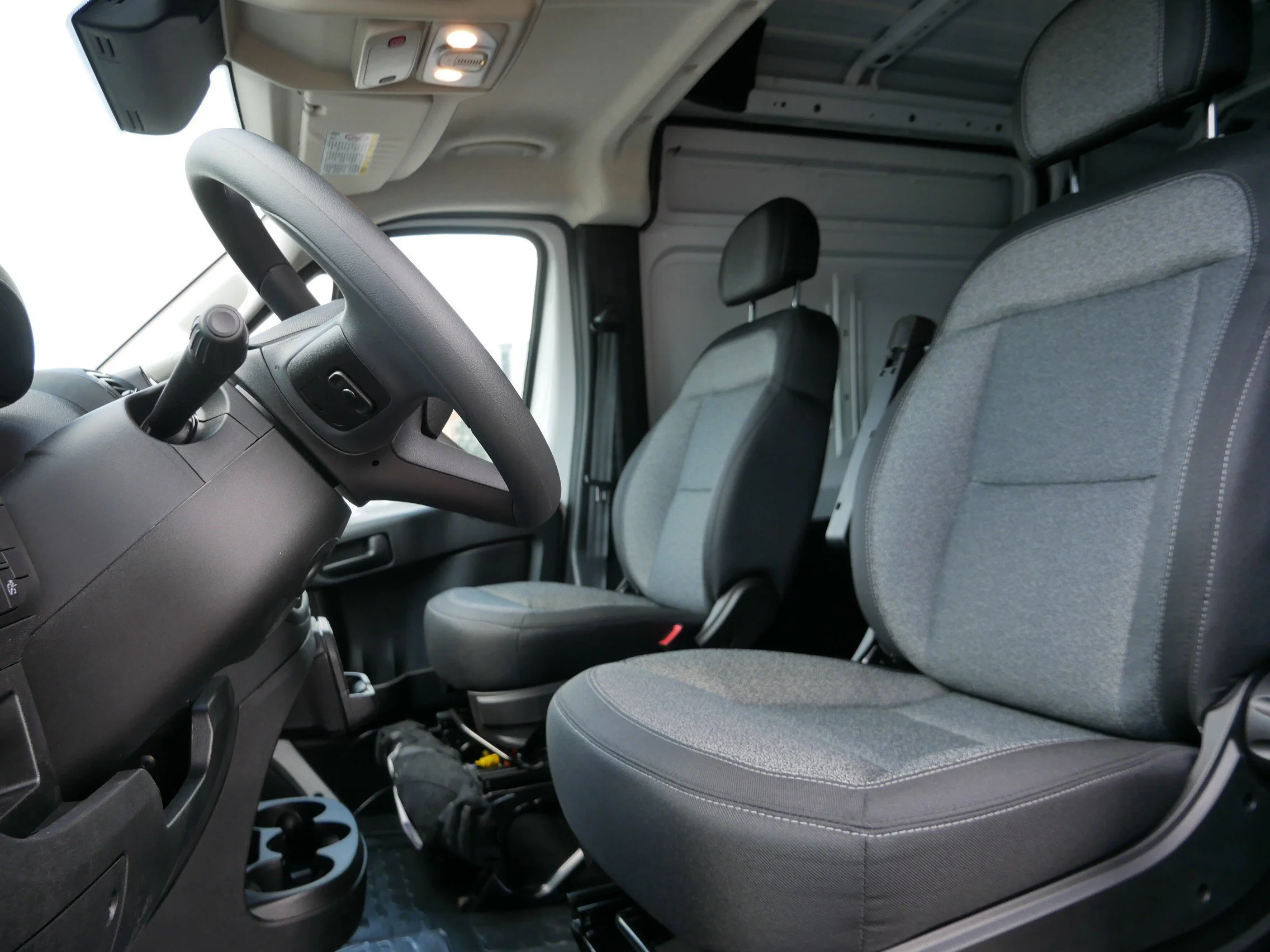 New 2026 Bright White Clearcoat RAM Tradesman image 11