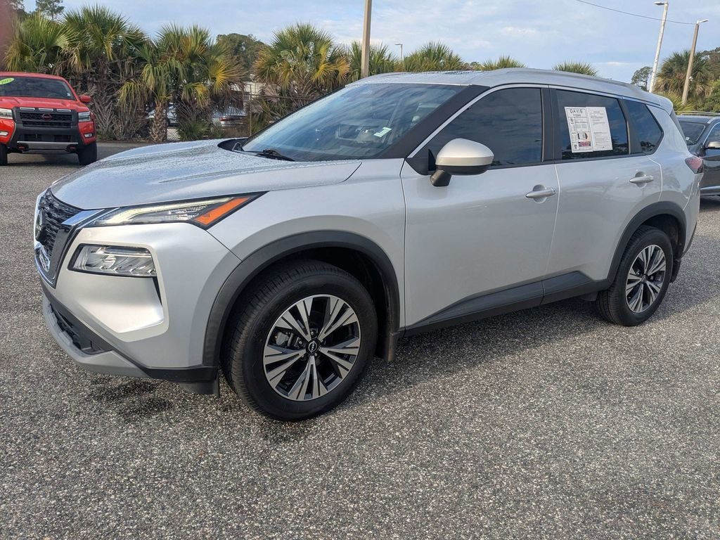 Used 2023 Silver Nissan SV image 8