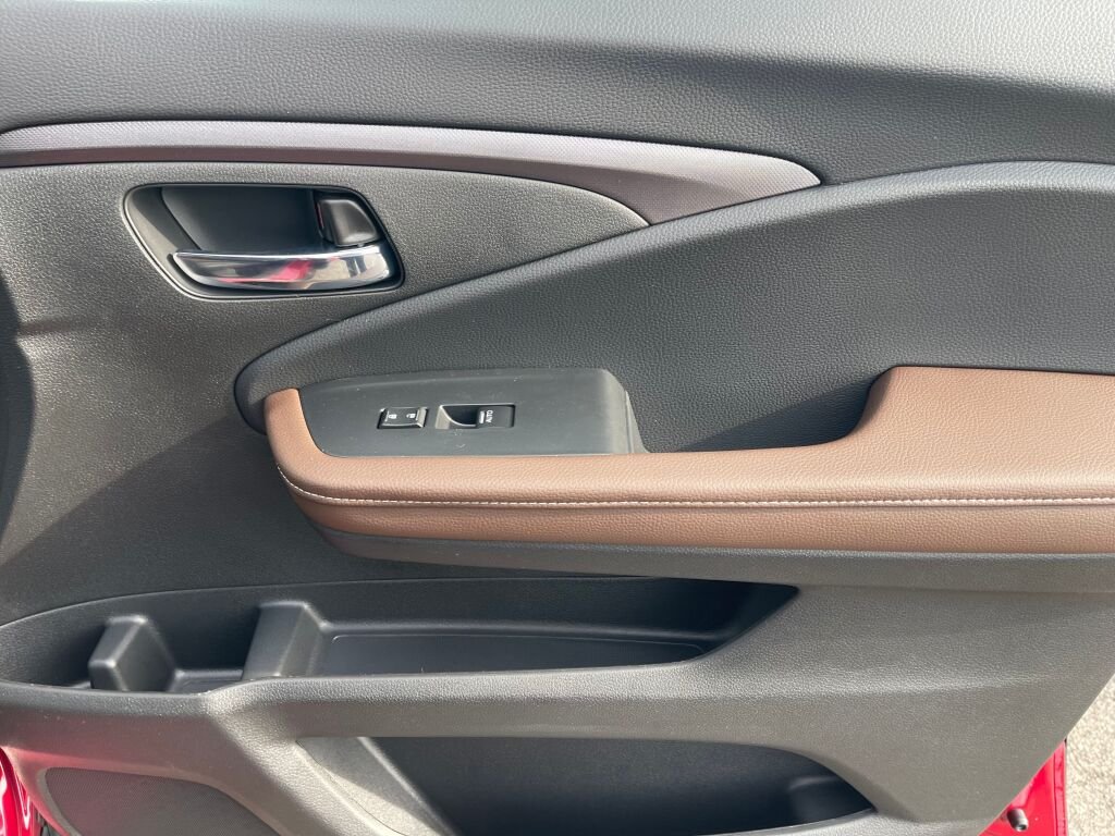 New 2026 Radiant Red Metallic II Honda RTL image 22