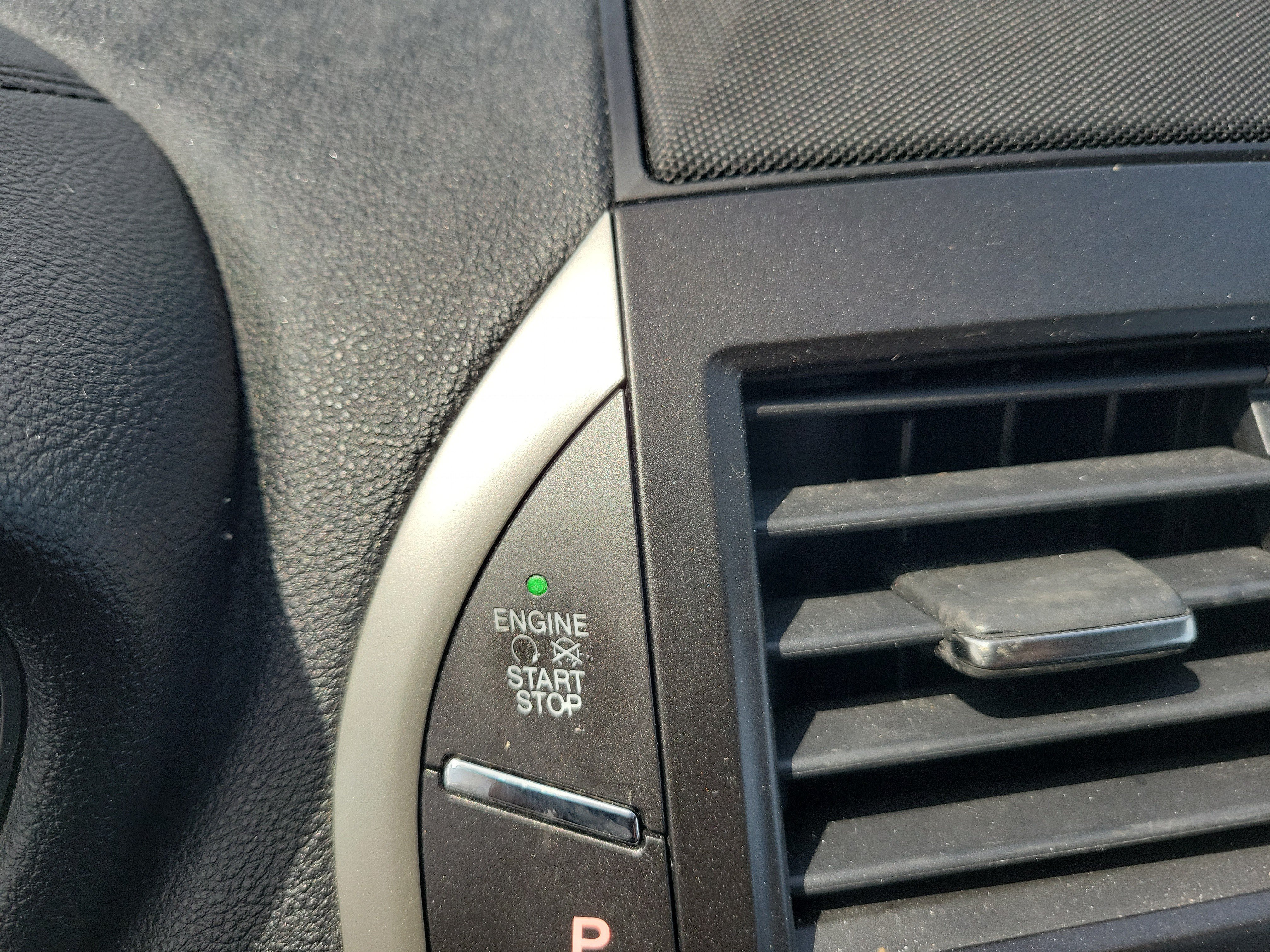 Used 2019 Magnetic Gray Metallic Lincoln Standard image 29