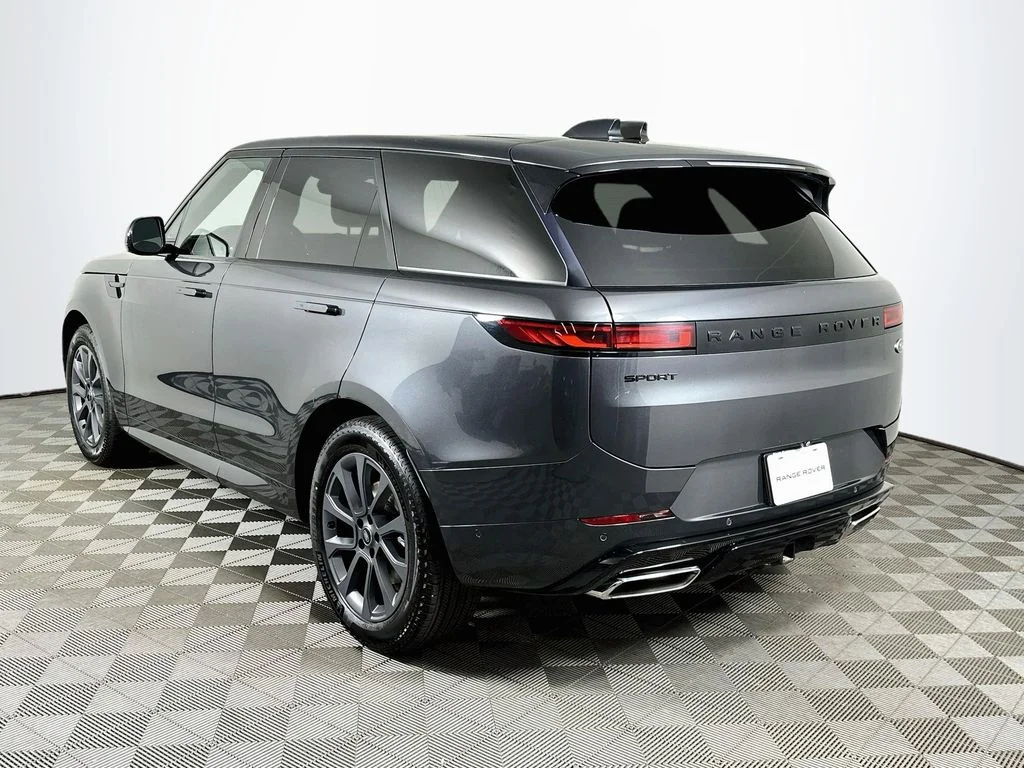Used 2023 Carpathian Gray Premium Metallic Land Rover SE Dynamic image 7