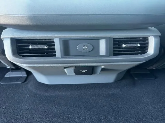 2025 Ford F-150 Lightning Flash - Photo 30