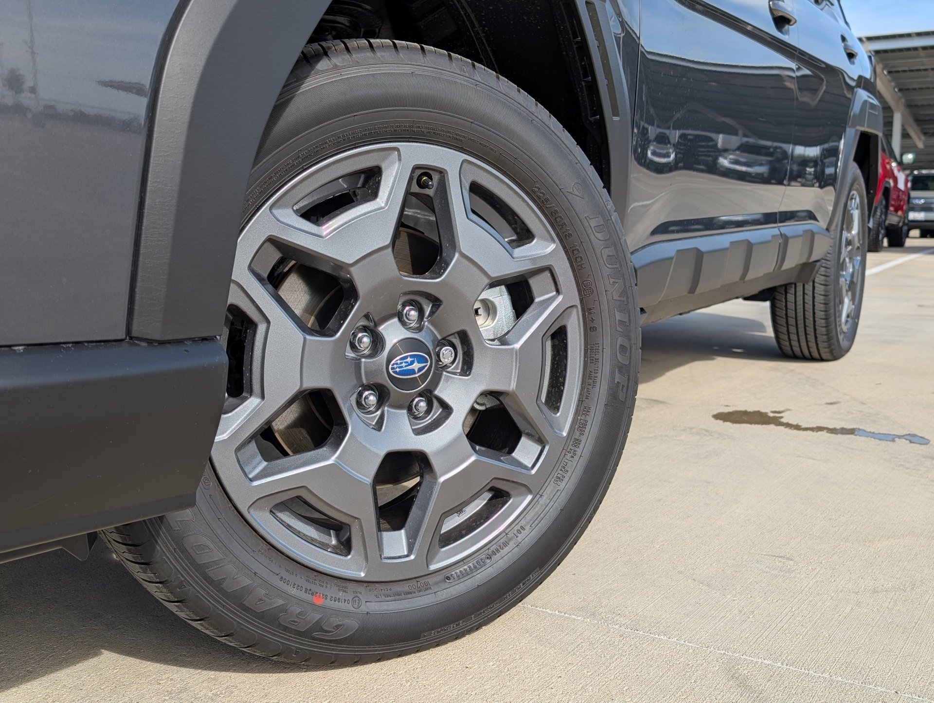 New 2026 MAGNETITE GRAY METALLIC Subaru Premium image 2