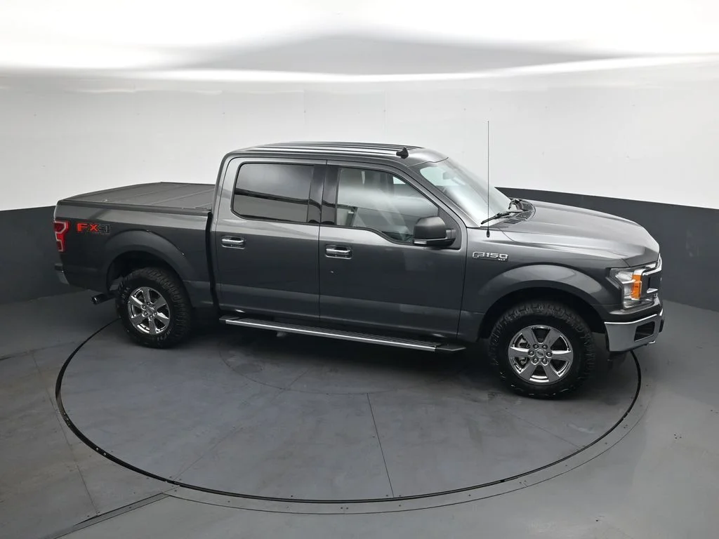 Used 2019 Gray Ford XLT image 28