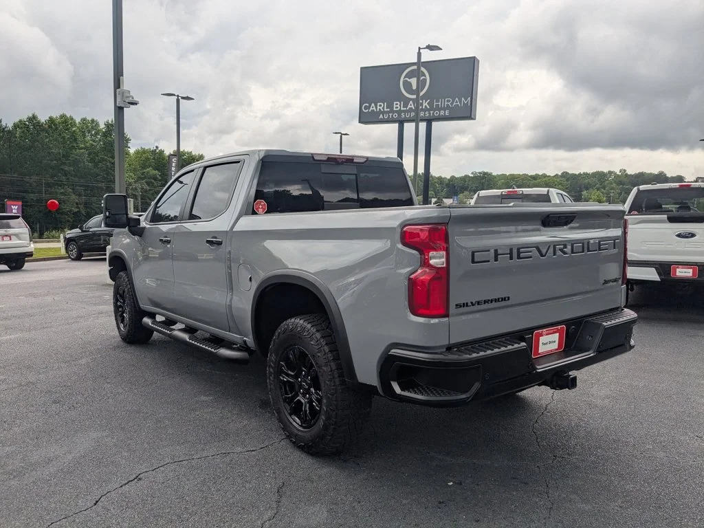 Used 2024 Slate Gray Metallic Chevrolet ZR2 image 7