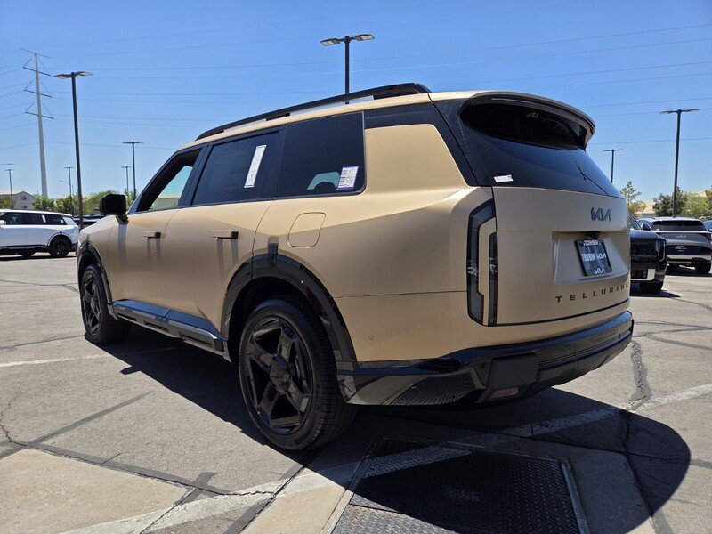 New 2027 Terrain Brown Matte Kia X-Line SX Prestige image 4