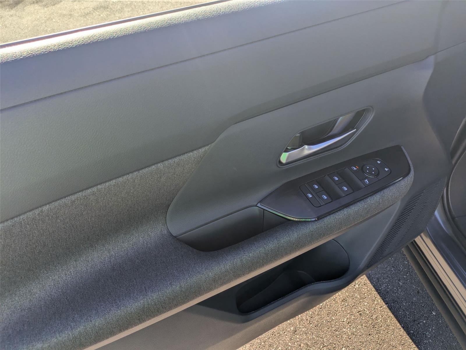 2026 Nissan KICKS SV - Photo 14