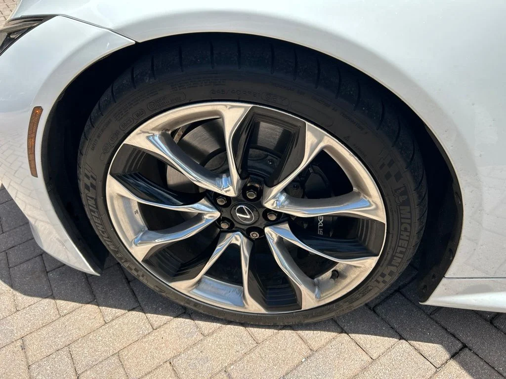 Used 2021 White Lexus 500 image 12