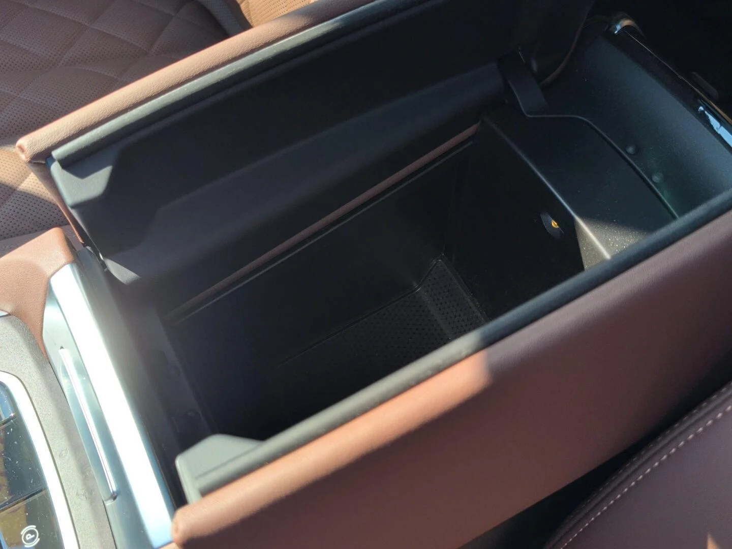 Used 2025 Sparkling Copper Metallic BMW xDrive40i image 26