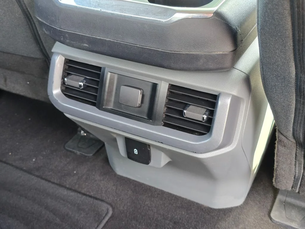 Used 2023  Ford XLT image 28
