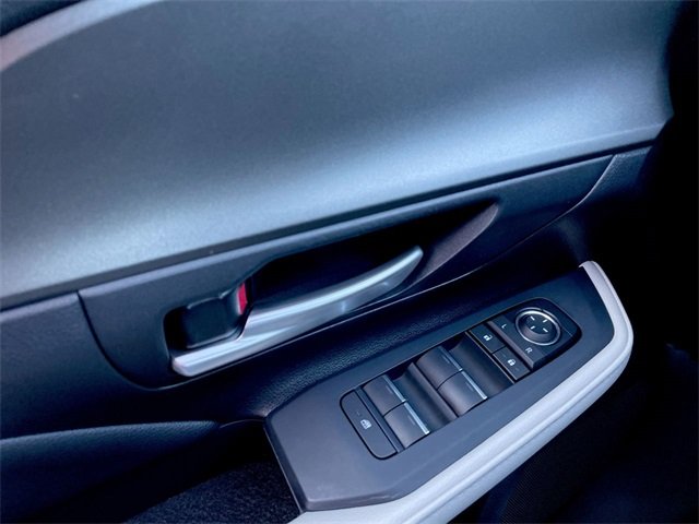 2025 Toyota Grand Highlander XLE photo 4